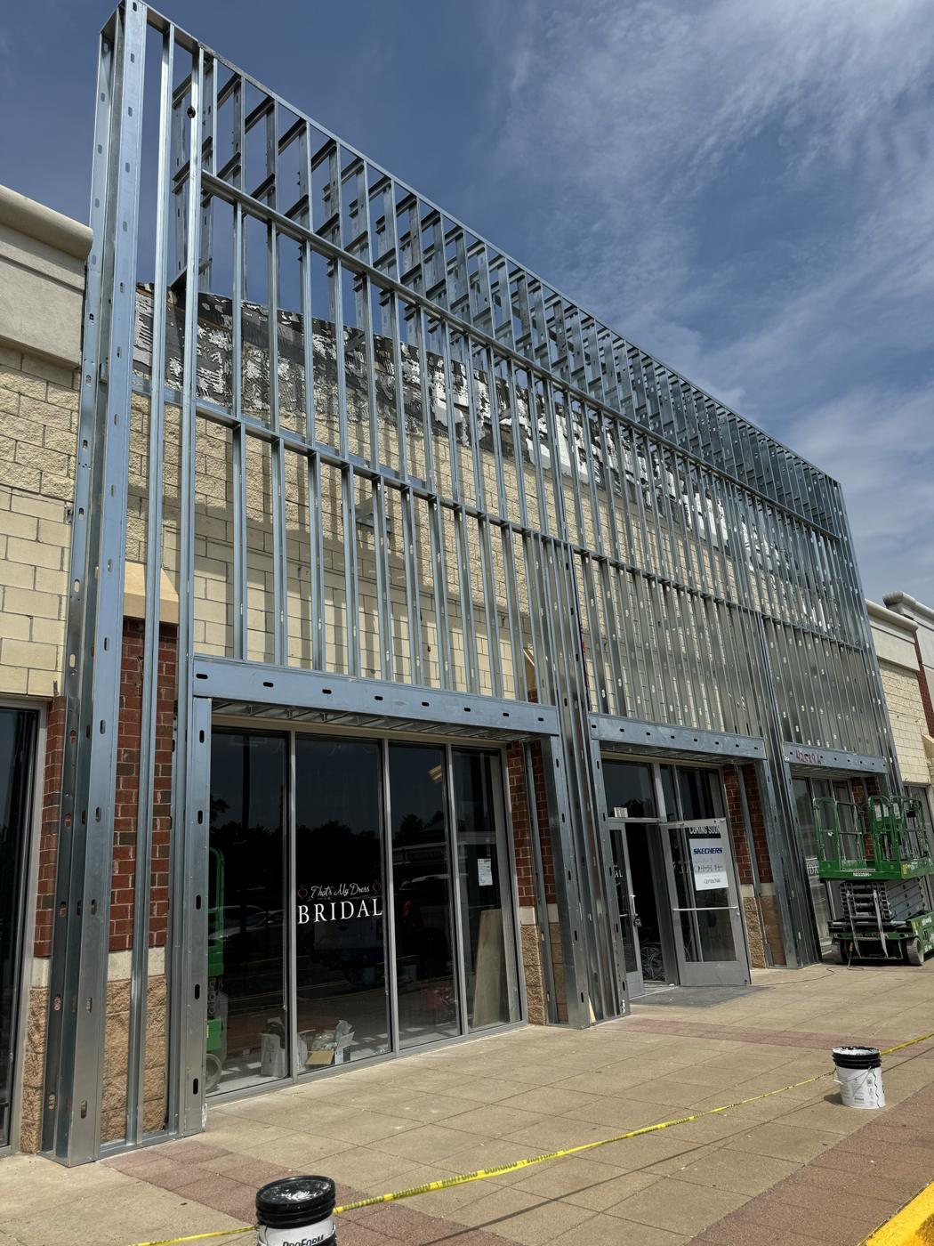 Storefront facade framing